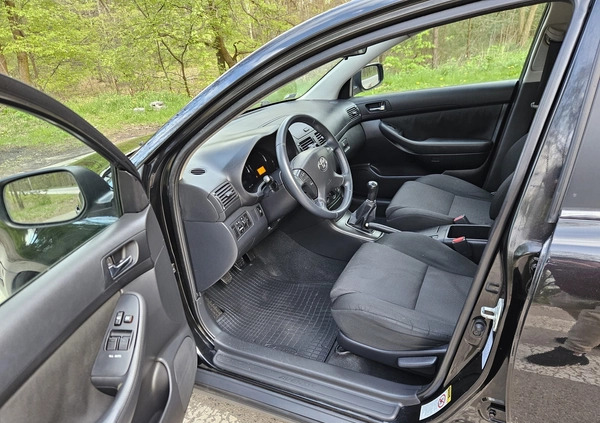 Toyota Avensis cena 15900 przebieg: 220000, rok produkcji 2007 z Żyrardów małe 22